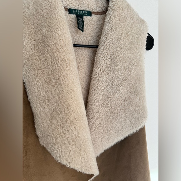 Ralph Lauren shearling faux suede vest. Women’s small. - Picture 3 of 4